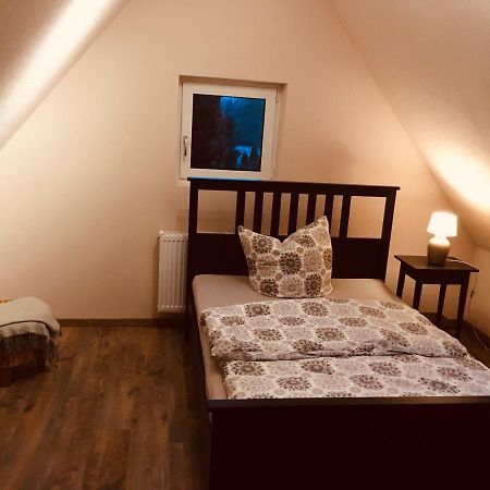 Gasthaus Kaiserhof, Zimmer & Appartament Butjadingen Ngoại thất bức ảnh