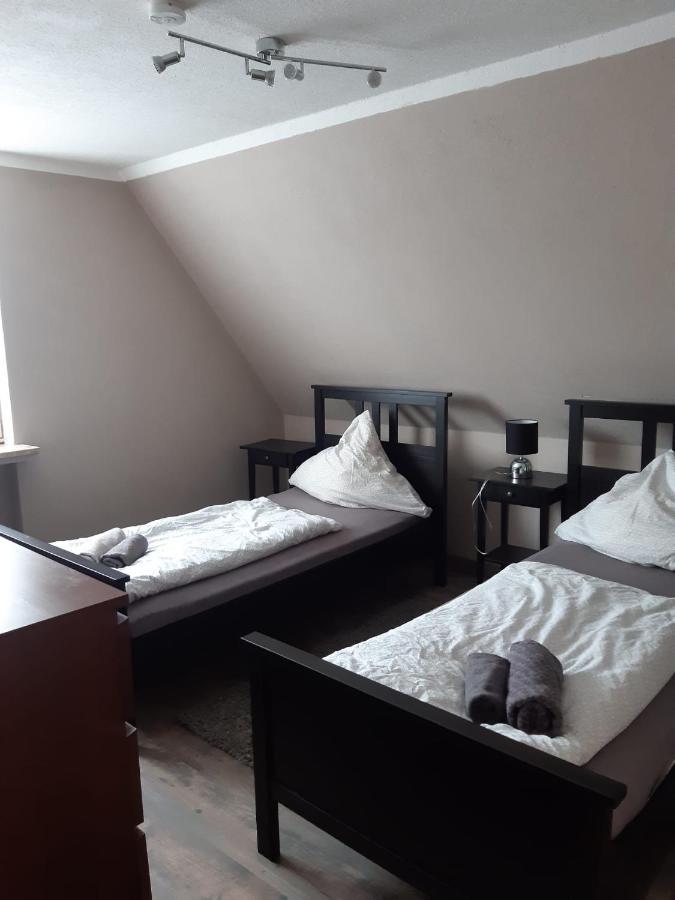 Gasthaus Kaiserhof, Zimmer & Appartament Butjadingen Ngoại thất bức ảnh